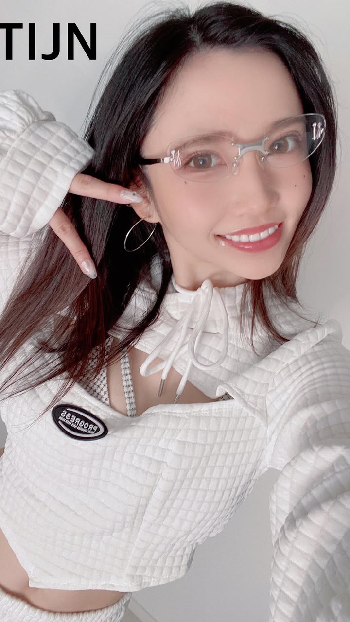 Emblematic O 01の眼鏡、ゴールドカラー | 光学 | TIJN